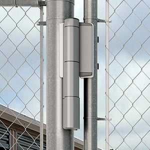 Locinox Mammoth180 on Chainlink Fence