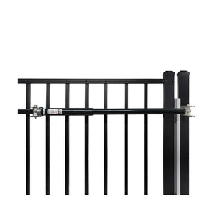 Lockey TB650 Black on gate