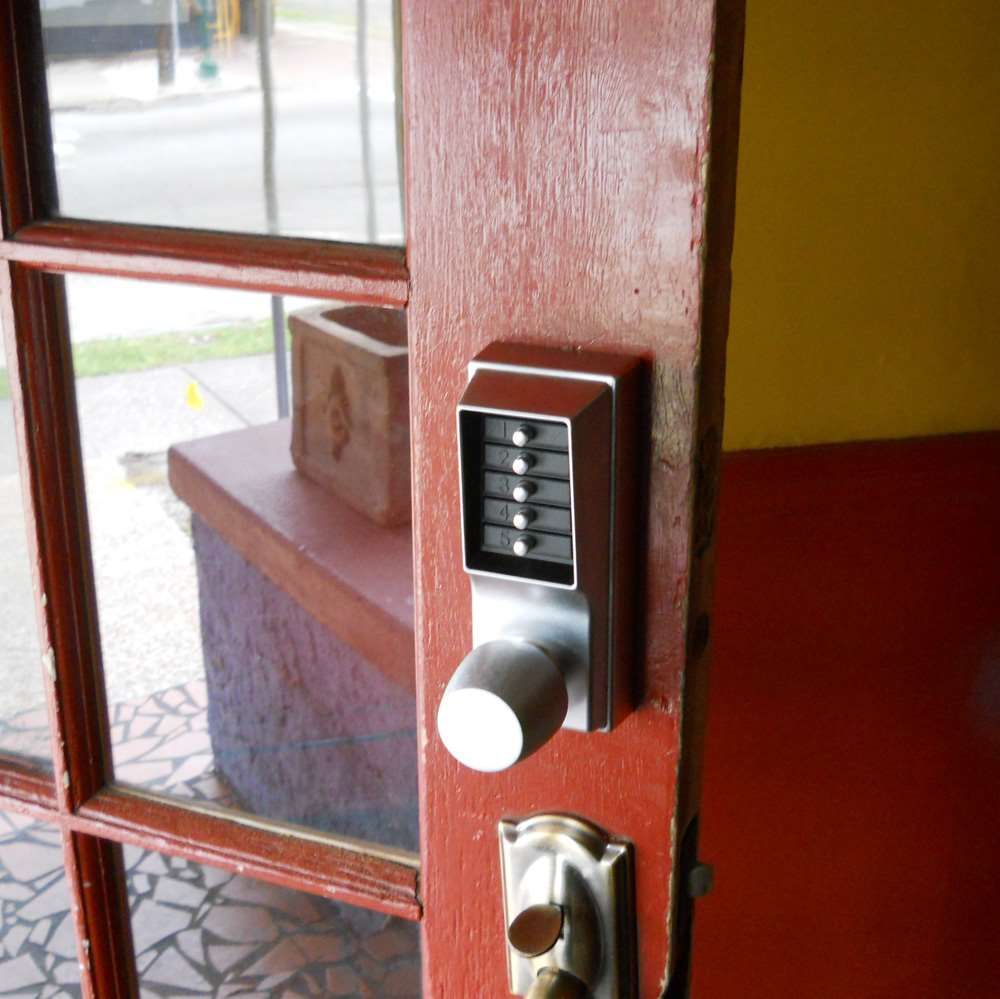 Simplex Doors dormakaba Simplex 1011 Pushbutton Lock | GoKeyless