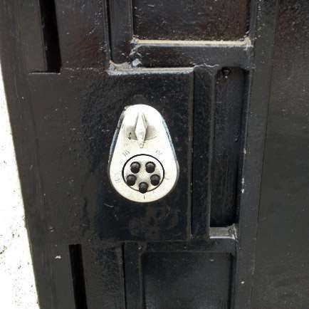 Shop Simplex 900 Deadbolt Manual Re-locking Lock | GoKeyless