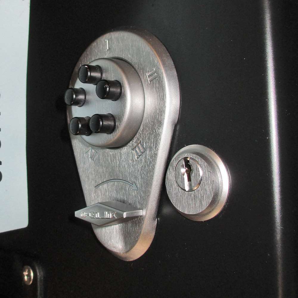 Shop Simplex 900 Deadbolt Manual Re-locking Lock | GoKeyless