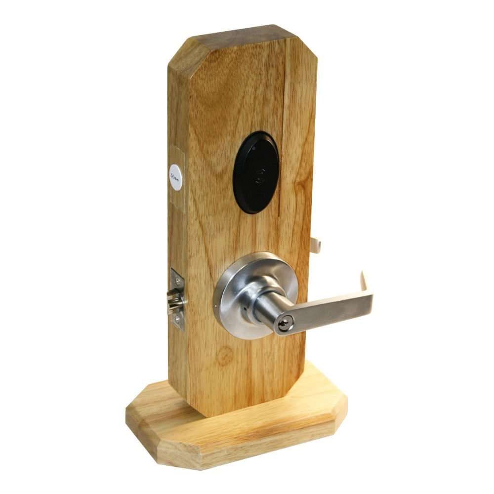 Door lock on demo stand