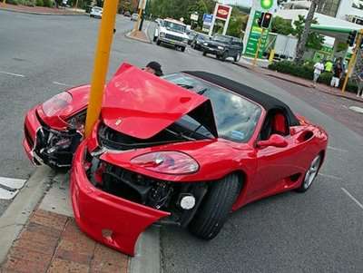 Avoid Car Wrecks, Go Keyless!