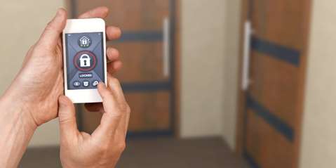 Smart Door Locks – The Key to Your Smart Home is in Your Smartphone